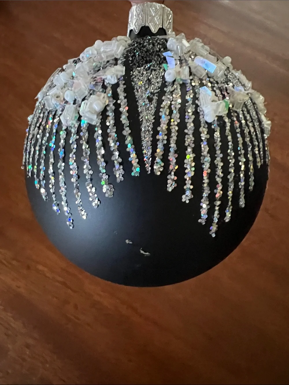 💎Black Beaded Holiday Ornament with Iridescent Accents💎